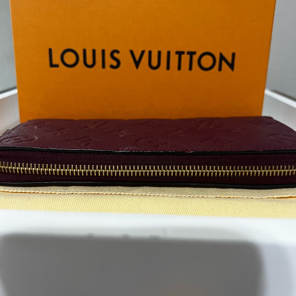 Louis Vuitton Clemence Wallet - Picture 7 of 16